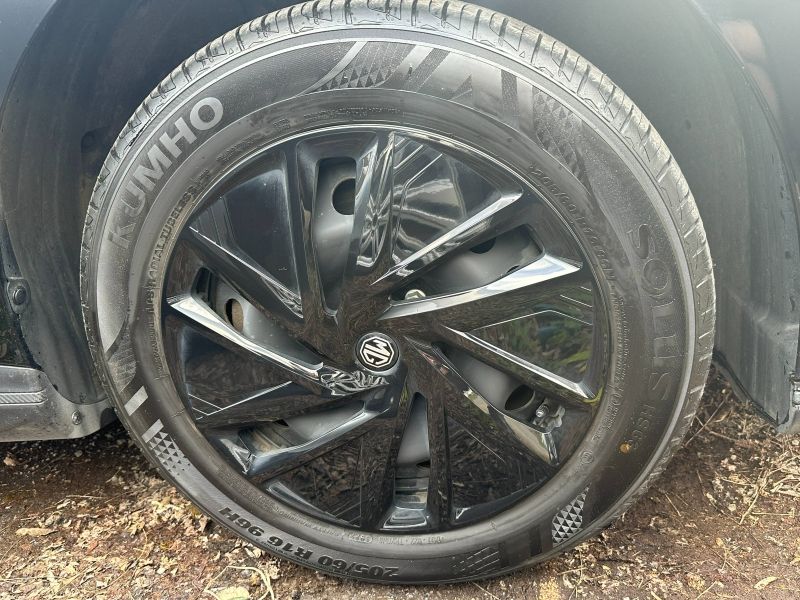 Théobald Occasion MG MG4 Electrique Berline Noir