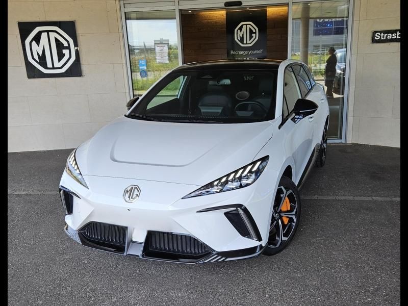 Théobald Occasion MG MG4 Xpower berline électrique blanc